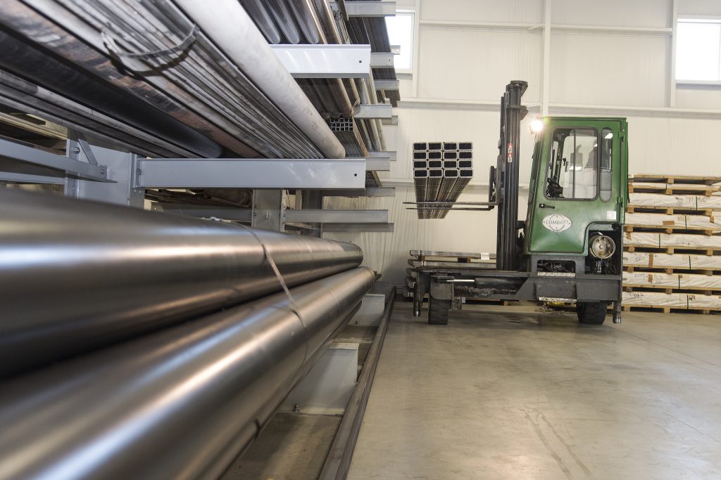 Dexco Dexco Heavy Duty Structural Cantilever Racking Side View