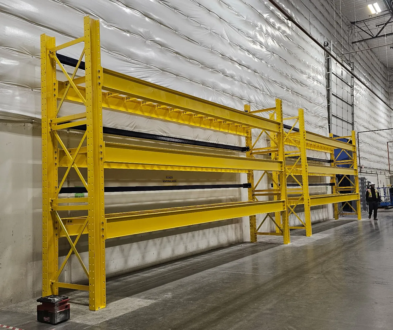 Dexco widespan rack with forlift entry bars at customer site